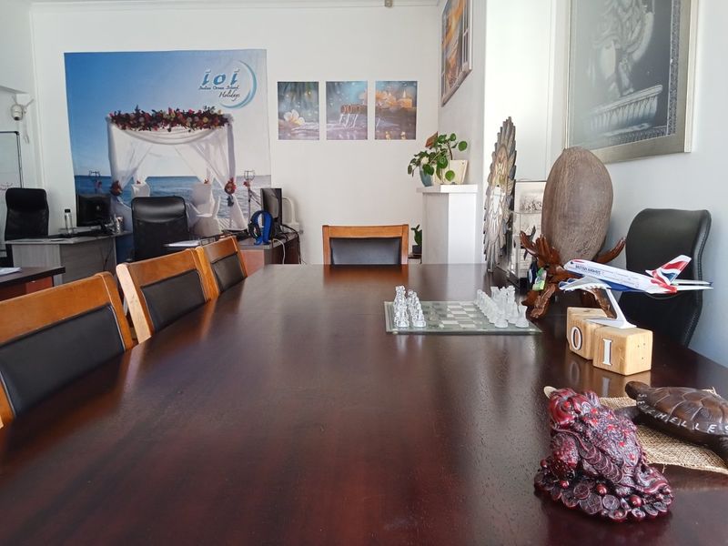 Spacious 5-Bedroom Family Home – Perfect for Large Families or Working from Home! - Photo 8