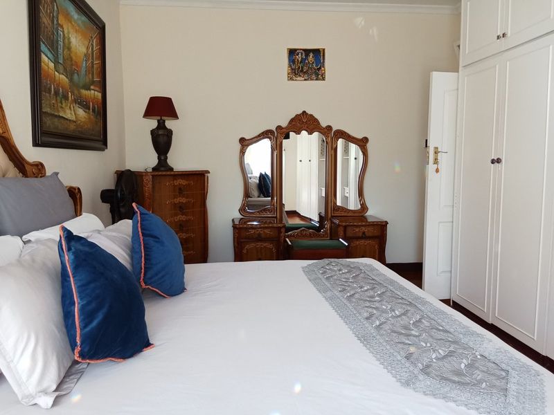 Spacious 5-Bedroom Family Home – Perfect for Large Families or Working from Home! - Photo 7