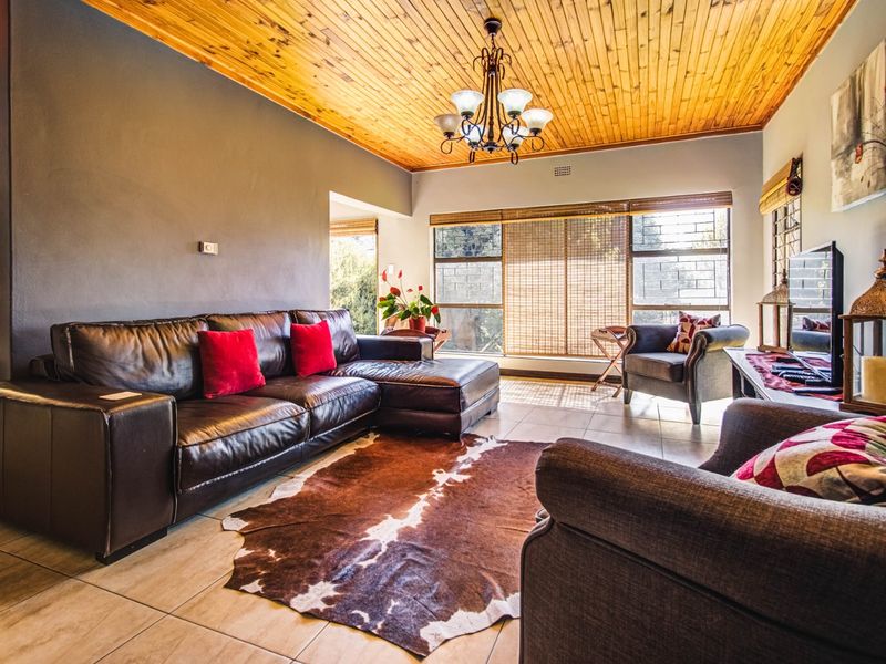 Your Dream Family Haven Awaits! - Photo 10