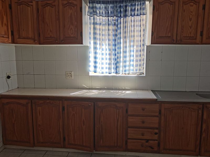 1 bedroom apartment for sale in Gqeberha Central - Photo 3