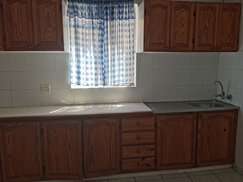 1 bedroom apartment for sale in Gqeberha Central - Photo 2