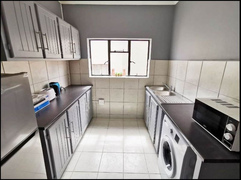Rooms to let in Central - Photo 4