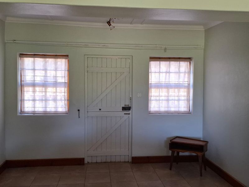 Charming Countryside Retreat with All the Town Conveniences - Photo 10