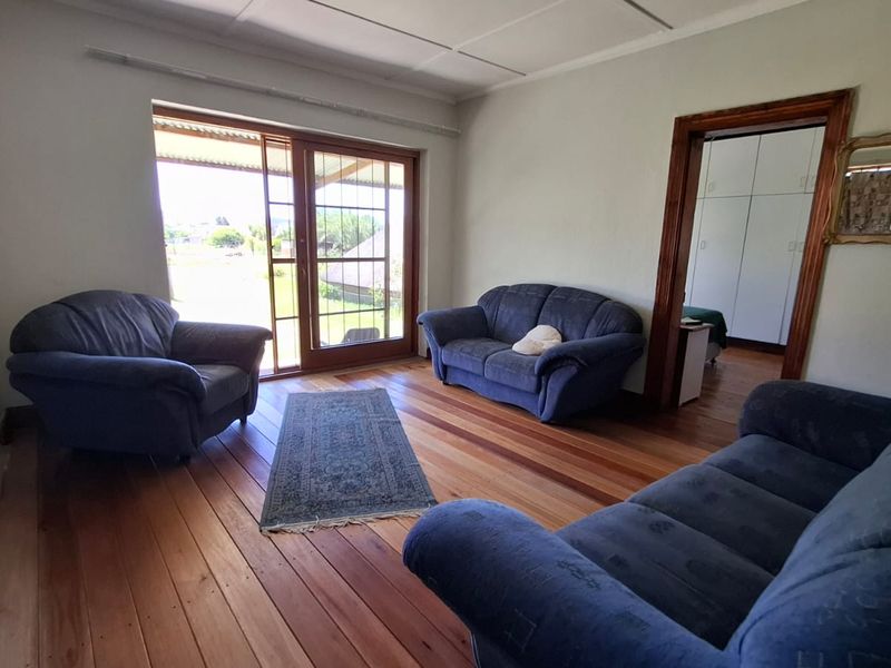 Charming Countryside Retreat with All the Town Conveniences - Photo 9