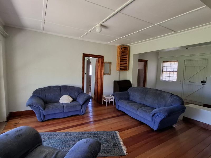 Charming Countryside Retreat with All the Town Conveniences - Photo 8