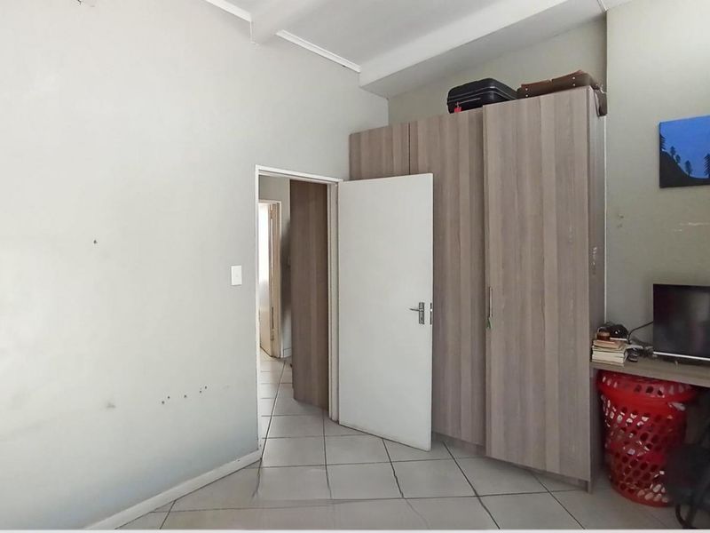 Sectional Title in Albertsdal — R875,000 - Photo 7