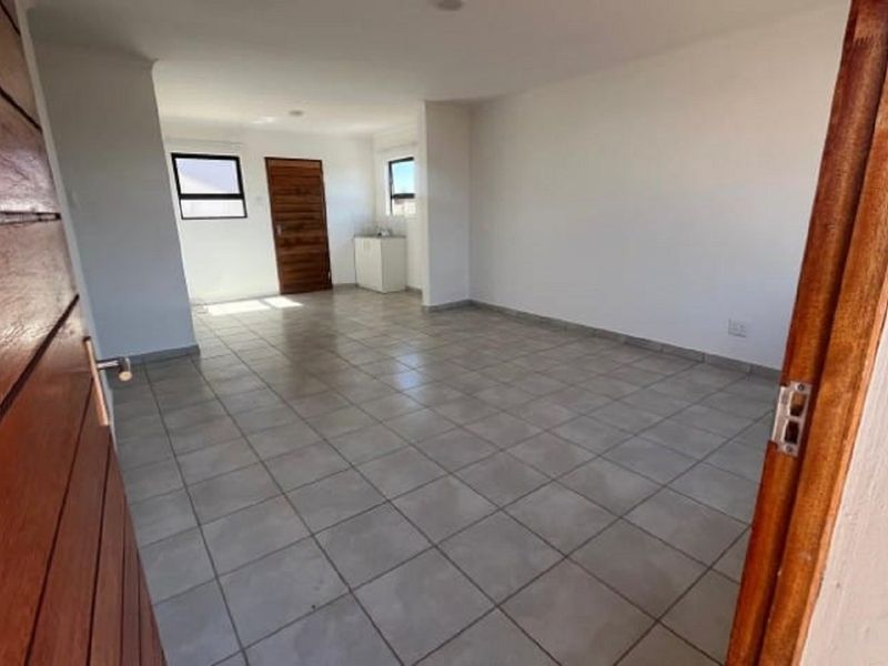 Modern 3-Bedroom, 2-Bathroom Home for sale in Willow Estate - Photo 6
