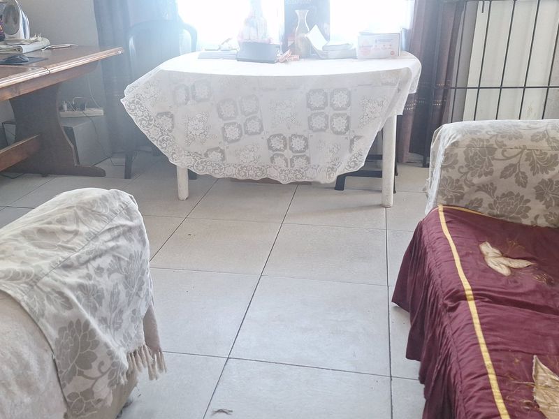 Lovely family home  - Photo 8