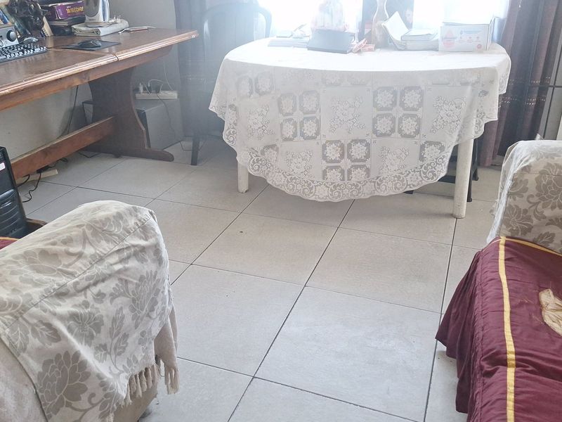 Lovely family home  - Photo 7