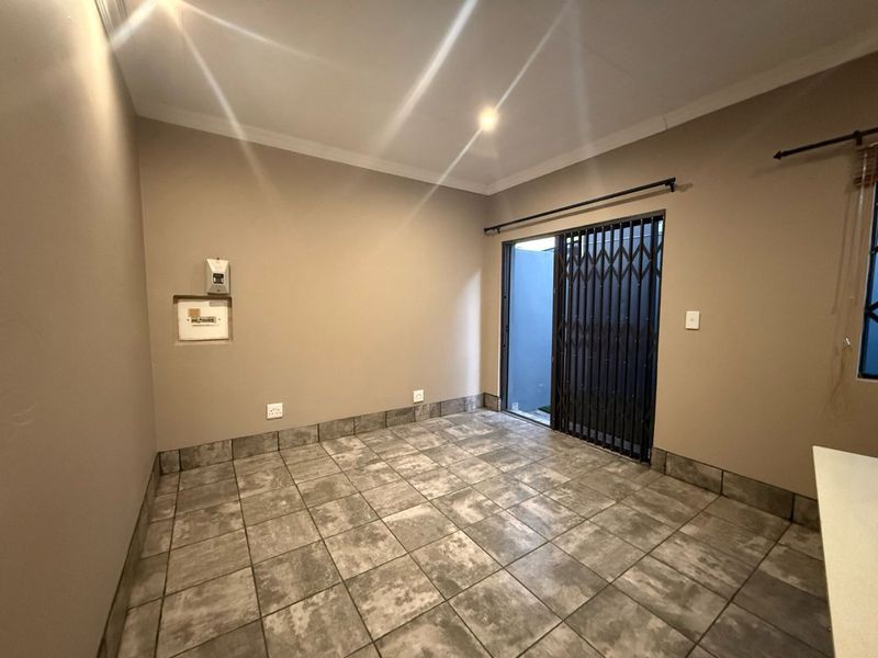 Bachelor Flatlet to Rent in Melodie – Ideal Location! - Photo 4