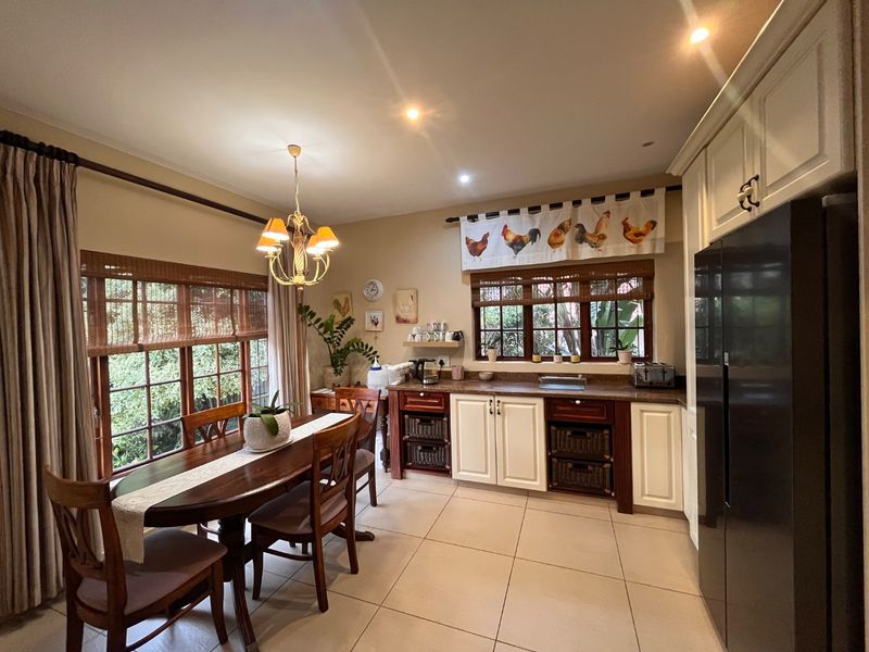 Established Bed & Breakfast and & Thriving Hospitality Business with 7 Luxury Guest Suites & Private 3-Bedroom Owner’s Residence  - Photo 6