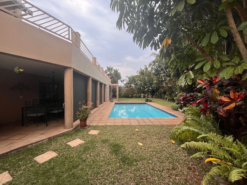 Established Bed & Breakfast and & Thriving Hospitality Business with 7 Luxury Guest Suites & Private 3-Bedroom Owner’s Residence  - Photo 3