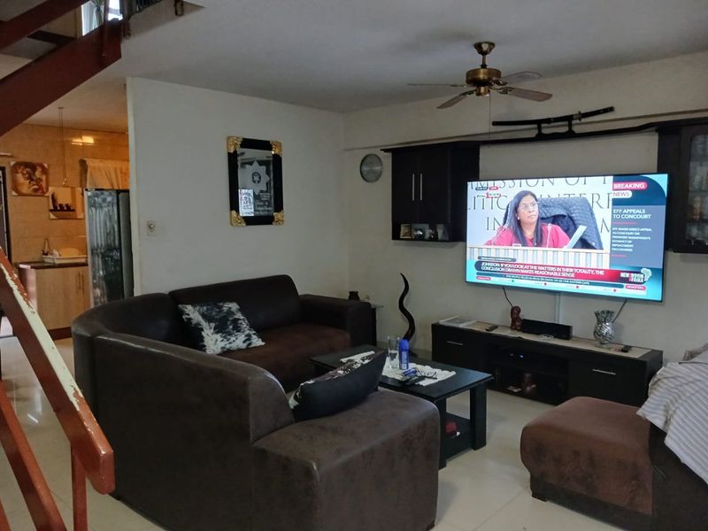 2 Bedroom, 1 Bathroom Duplex Apartment For Sale In Pinetown Central - Photo 6