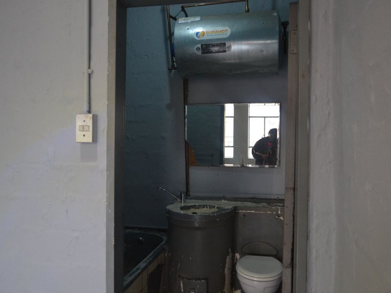 Central City Studio Lookout in Johannesburg - Photo 7
