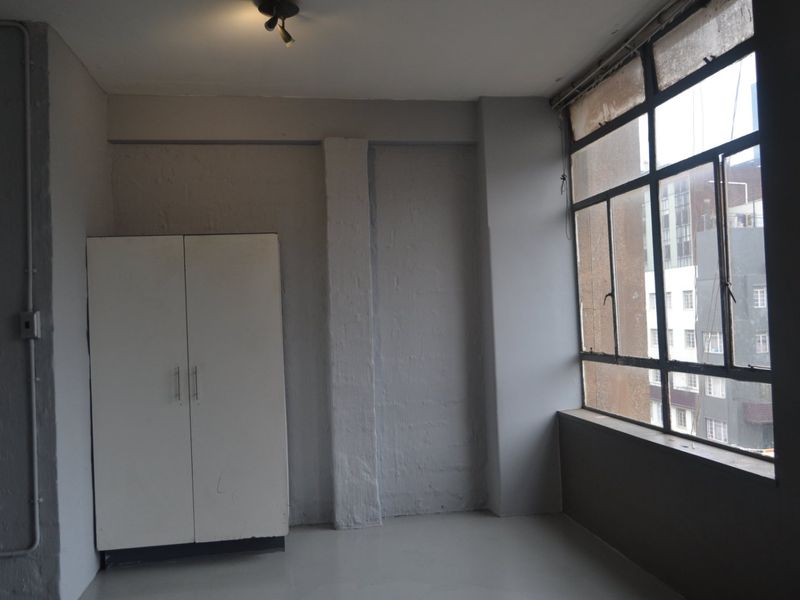 Central City Studio Lookout in Johannesburg - Photo 3