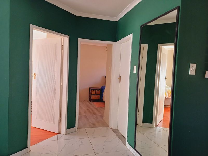 Charming 2-Bedroom Home in a Secure & Peaceful Setting - Photo 7