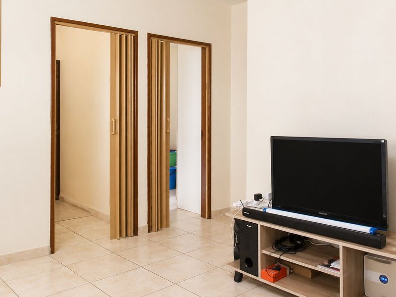 Convenient Family Living in the Heart of Jabulani, Soweto - Photo 7
