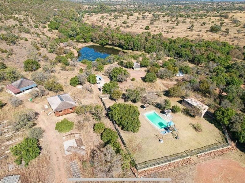 Exceptional Big 5 Bushveld Campsite & Lodge for Sale - Photo 1