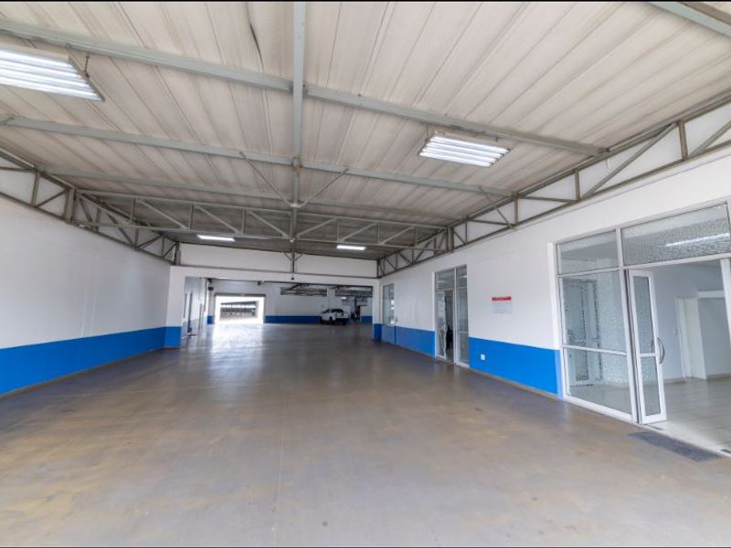 Prime Commercial Showroom & Workshop Opportunity – Monument Commercial Centre, Roodepoort - Photo 8