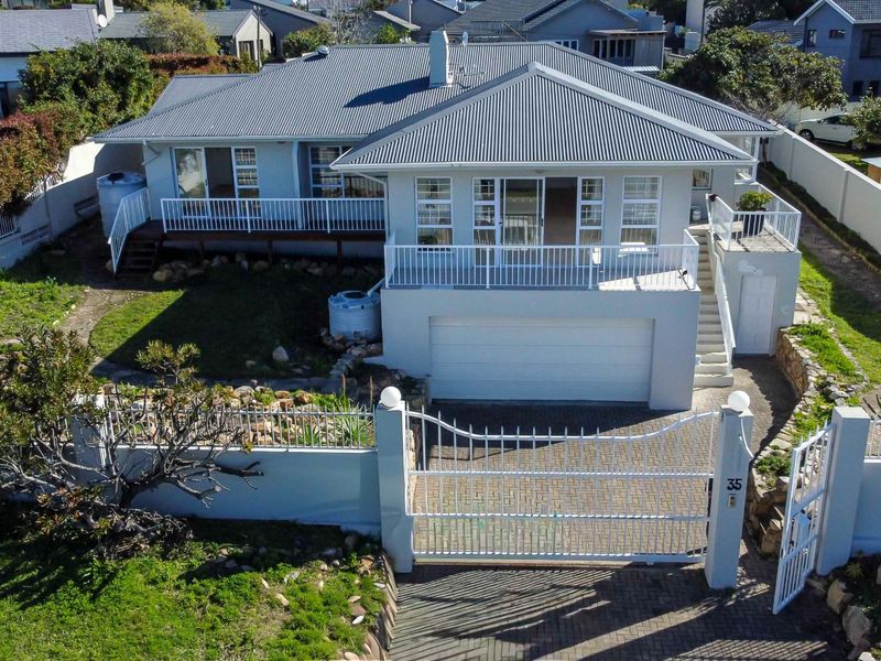 Family Haven in Upper Robberg with Flatlet - Photo 2