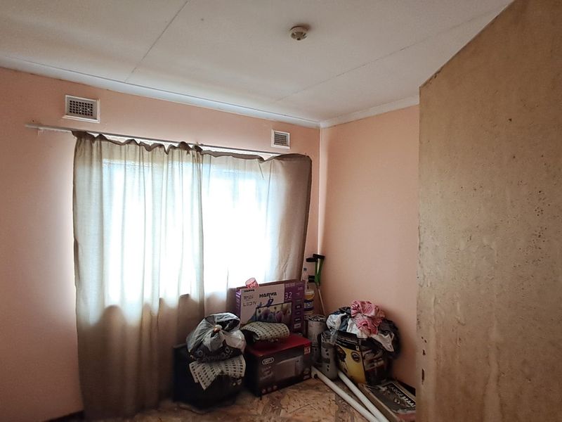 Nagina: Great for Rental Income! - Photo 8