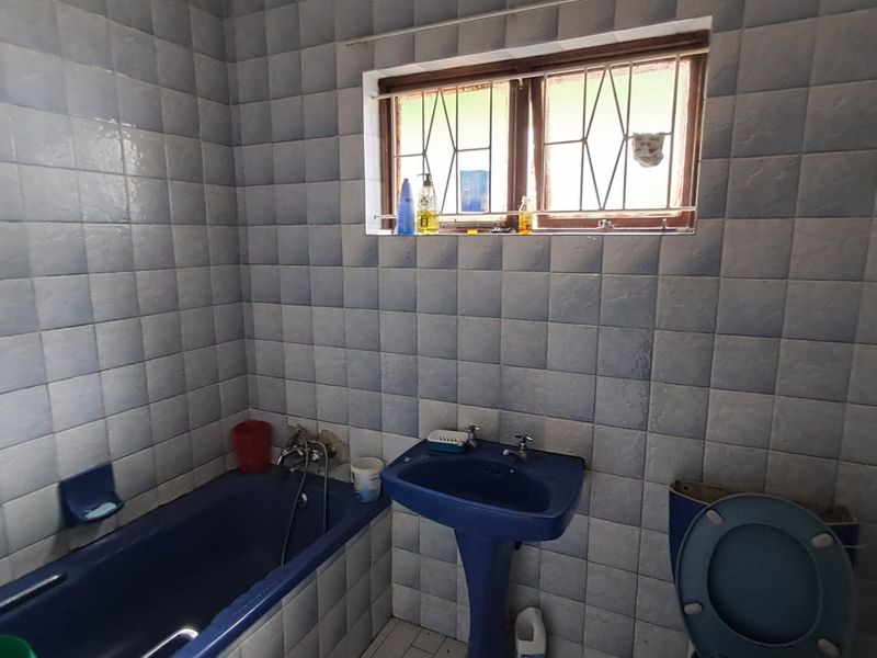 Nagina: Great for Rental Income! - Photo 9