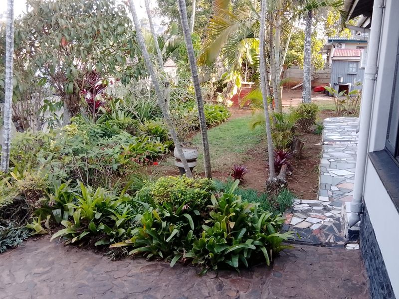 A Rare Opportunity to Own a Spacious Family Haven in the Heart of Tongaat - Photo 9