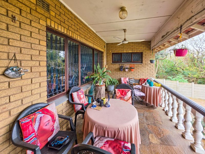 Two Dwellings On One Property With Sea Views - Photo 3