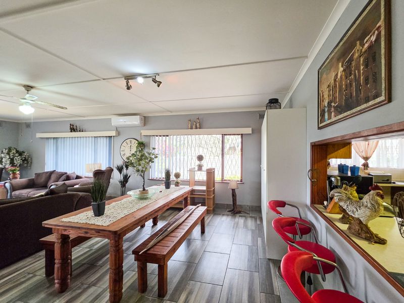 Two Dwellings On One Property With Sea Views - Photo 9