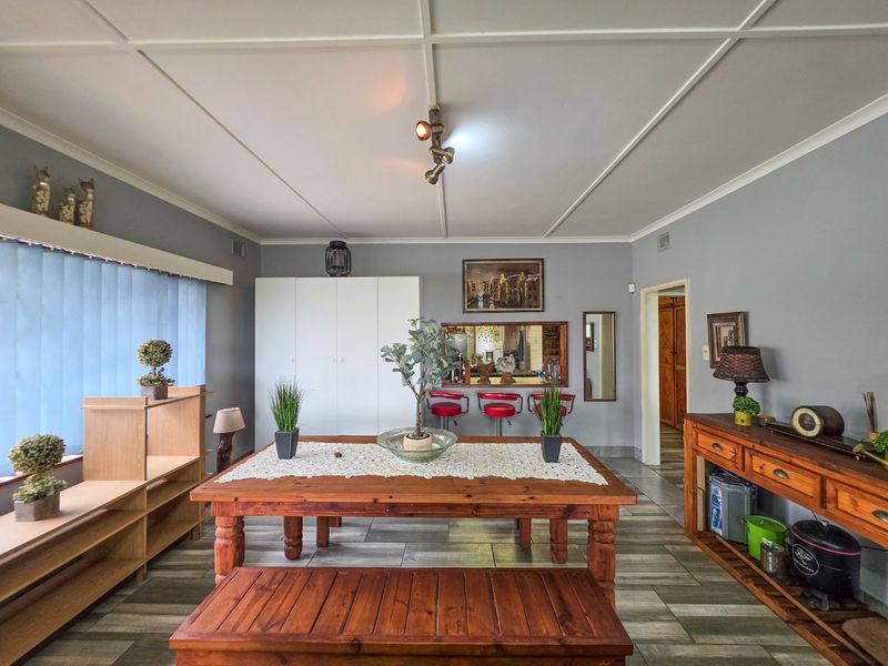 Two Dwellings On One Property With Sea Views - Photo 7