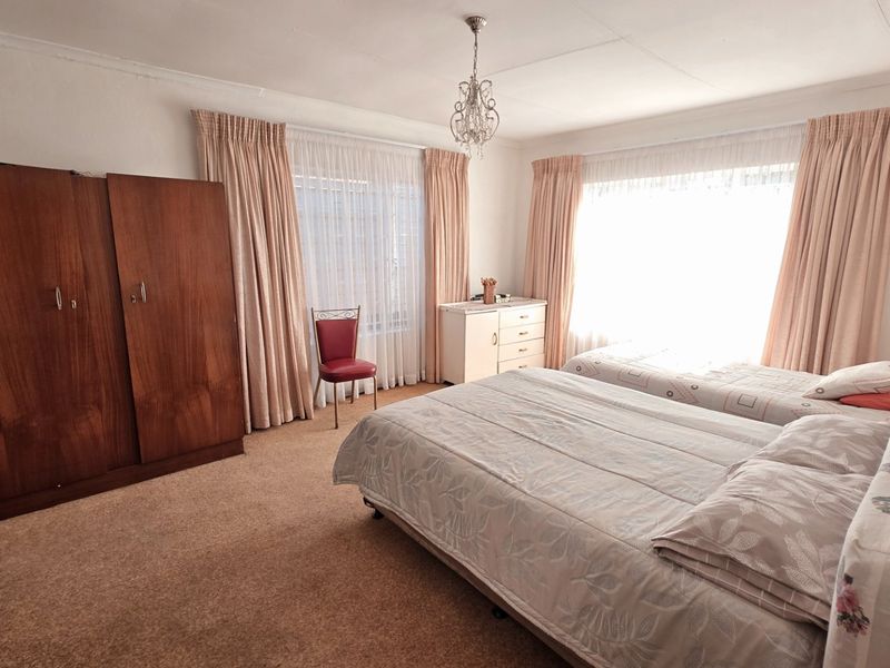 BARGAIN PROPERTY WITH INVESTMENT VALUE - Photo 10