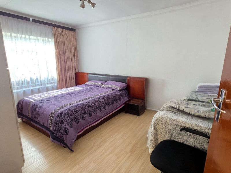 BARGAIN PROPERTY WITH INVESTMENT VALUE - Photo 8