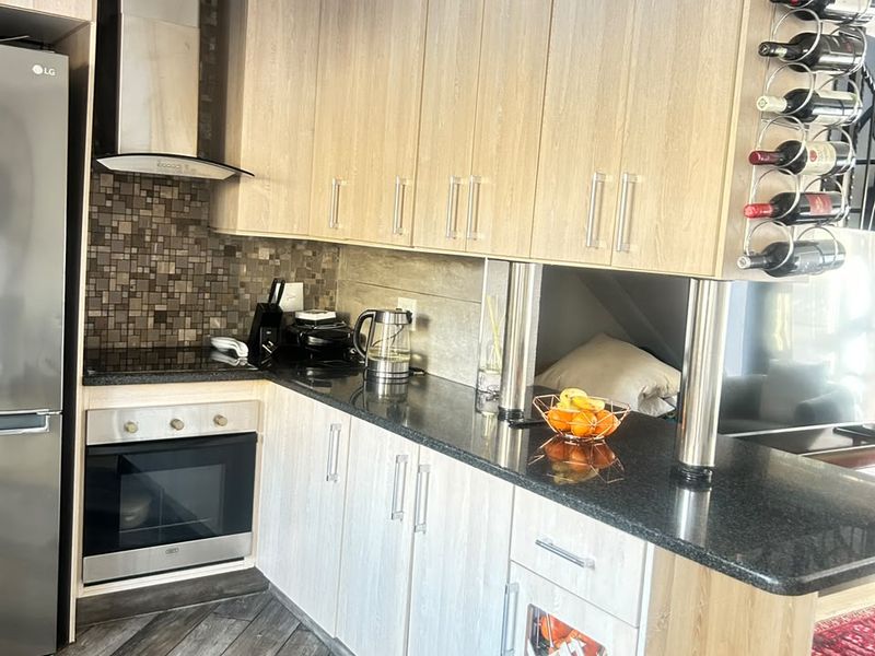 Modern Duplex Living - Photo 2