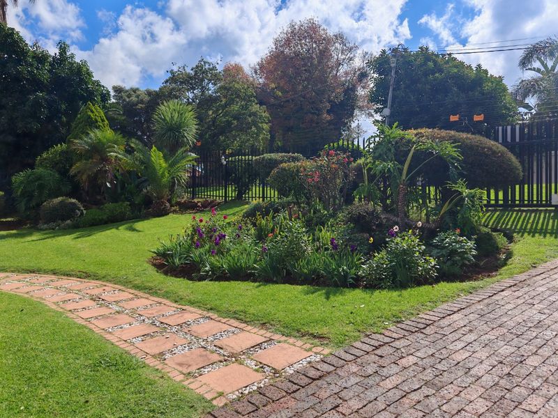 6 Bedroom house for sale in De Wetshof - Photo 7