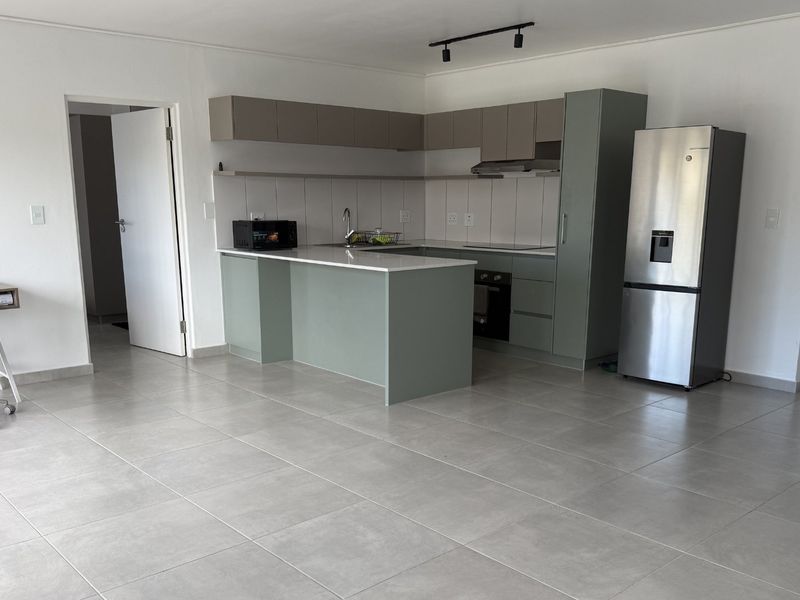 Luxury 2 Bed 2 Bath Penthouse close to UCT - Photo 6