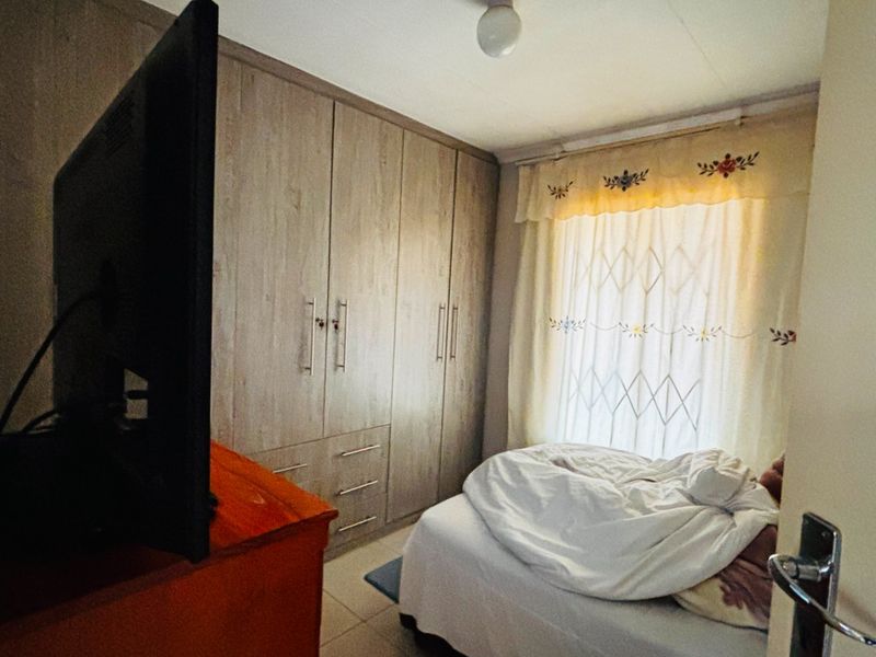 Spacious home at Sky City  - Photo 3