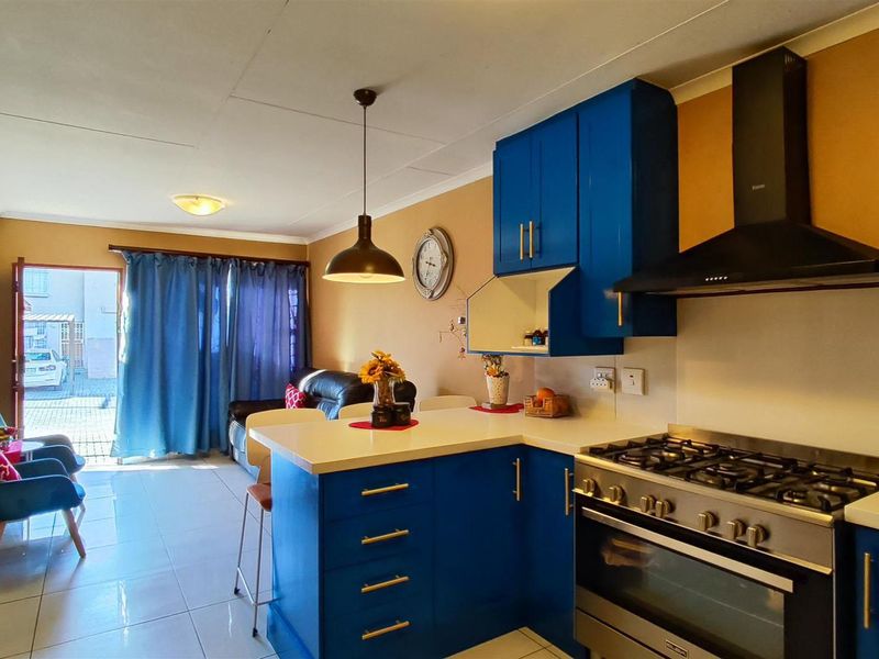Your Dream Home Awaits in Albertsdal! - Photo 2