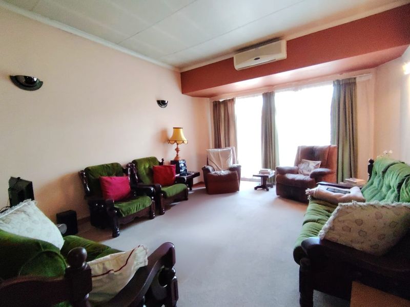 Family Haven in Witfield with Outbuilding - Photo 10