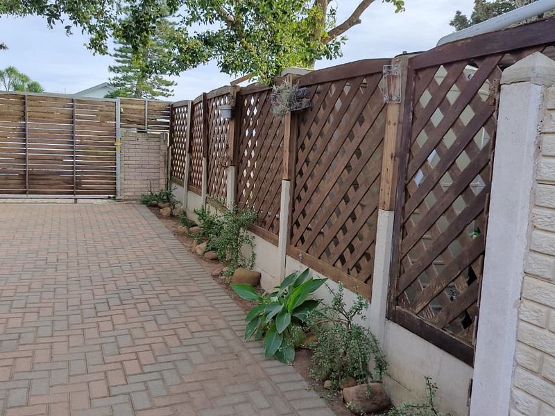 A 3 Bedroom family home close to the beach - Photo 2