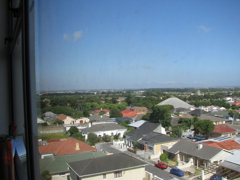 NEW RELEASE,,,SOLE MANDATE, 2BED.WYNBERG - Photo 9