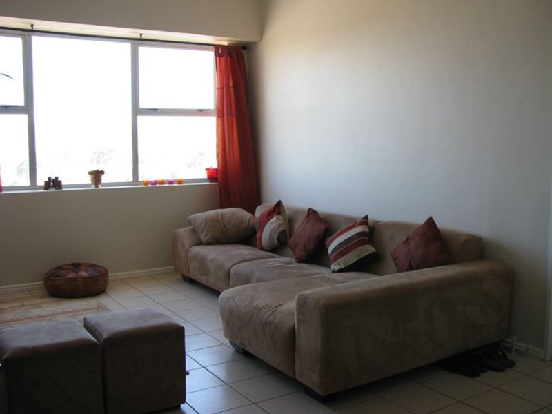 NEW RELEASE,,,SOLE MANDATE, 2BED.WYNBERG - Photo 1