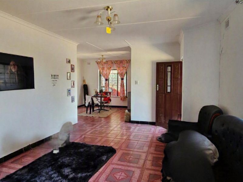 Your Perfect Family Home Awaits in High Ridge, Stanger! - Photo 5