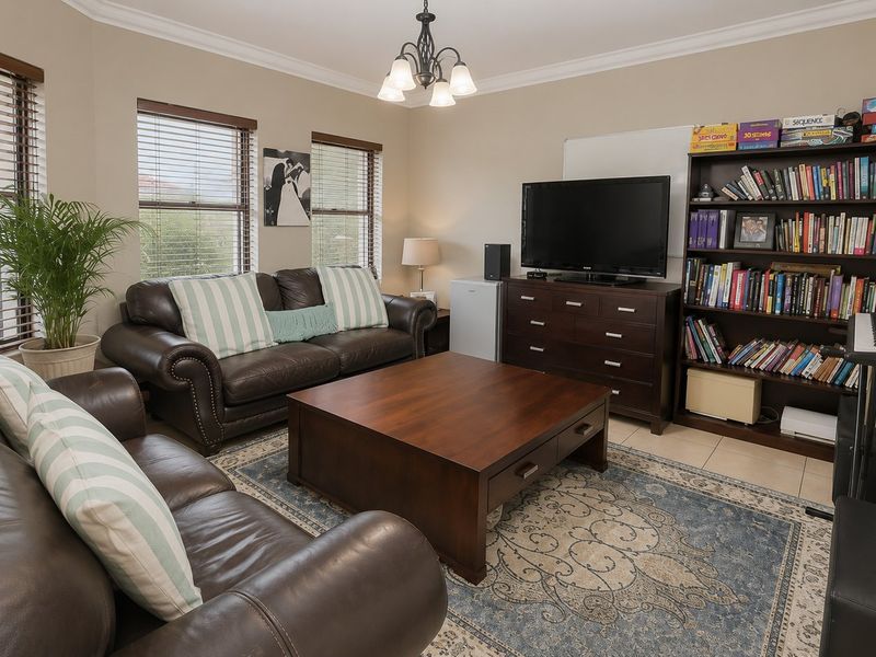Luxurious Bushwillow Park Estate Home overlooking the beautiful greenbelt. - Photo 5