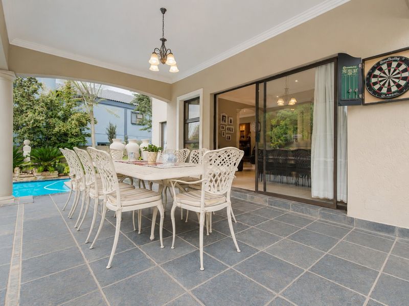Luxurious Bushwillow Park Estate Home overlooking the beautiful greenbelt. - Photo 10