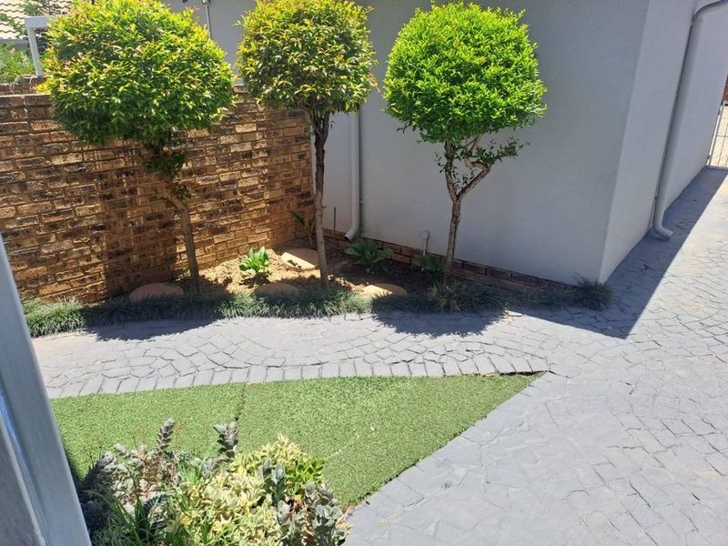 FOR SALE:- ***ERASMUSKLOOF-R1.095m - Photo 3
