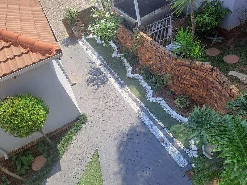FOR SALE:- ***ERASMUSKLOOF-R1.095m - Photo 8