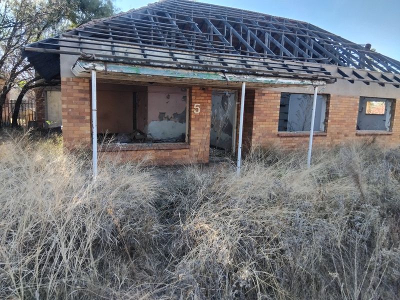 Prime Investment Opportunity – Large Serviced Stand - Photo 8