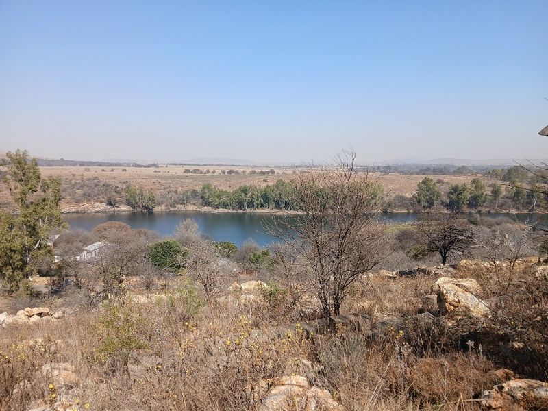704m2 RIVERVIEW STAND IN VAALOEWER - Photo 1