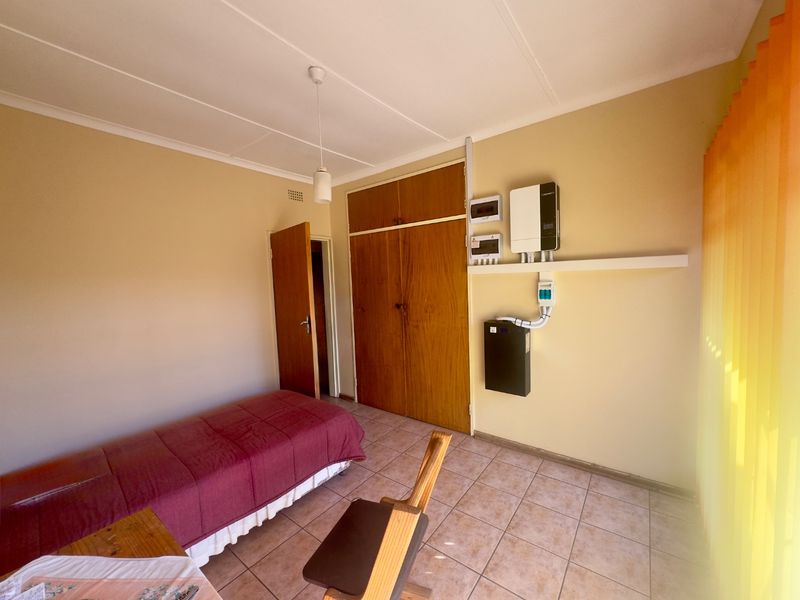 Three-Bedroom Home with Generous Erf in Neserhof, Klerksdorp - Photo 10