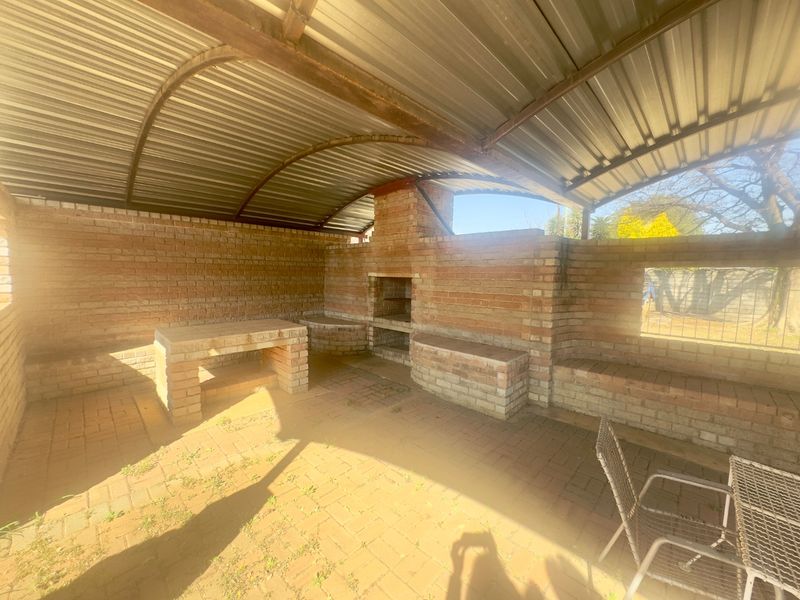 Three-Bedroom Home with Generous Erf in Neserhof, Klerksdorp - Photo 8